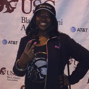 Meet your Posher, Lorraine